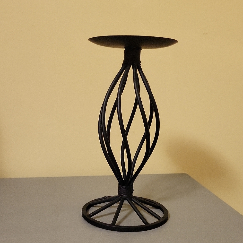 Black Metal Candle Holder